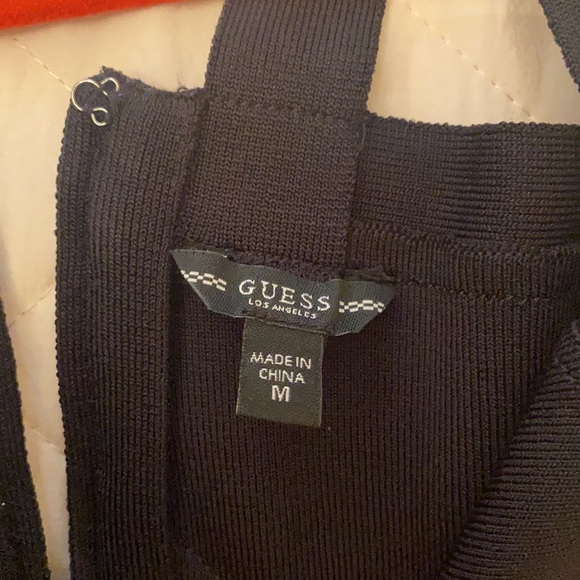 Guess dress 👗 - Picture 3 of 3